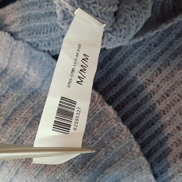 STREETWEAR SOCIETY Off the Shoulder, Cowl Neck, Crop Sweater Pullover - Picture 8 of 9